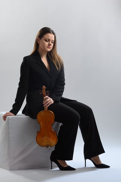 Inés Issel Burzyńska